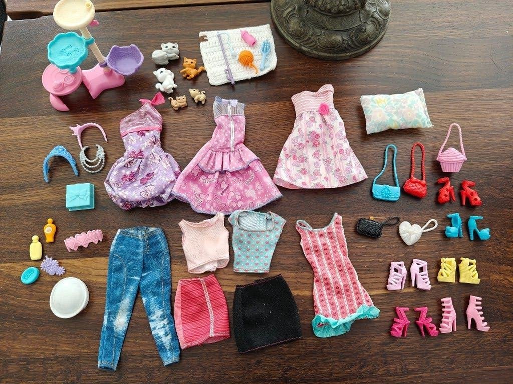 Barbie kleding schoenen jurk katten paradijs, Ophalen, Zo goed als nieuw, Barbie
