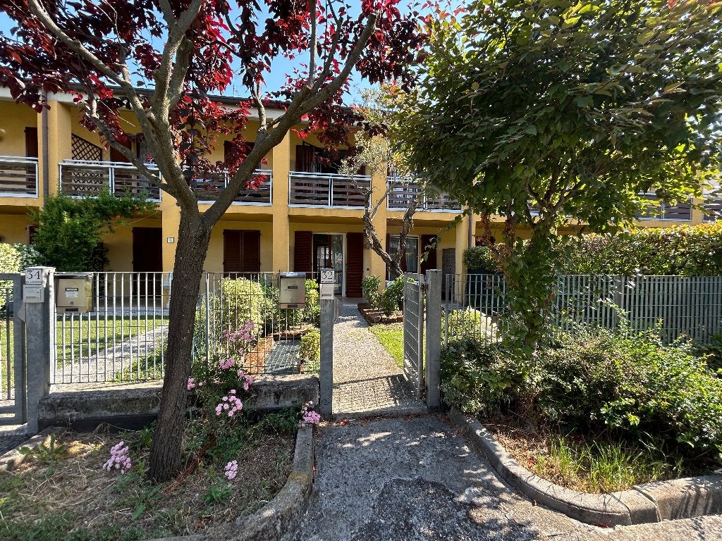 Splendida casa a schiera a Desenzano del Garda – REMAX CLASS, 145 m², Italia - Desenzano del Garda, Tussenwoning, 4 kamers