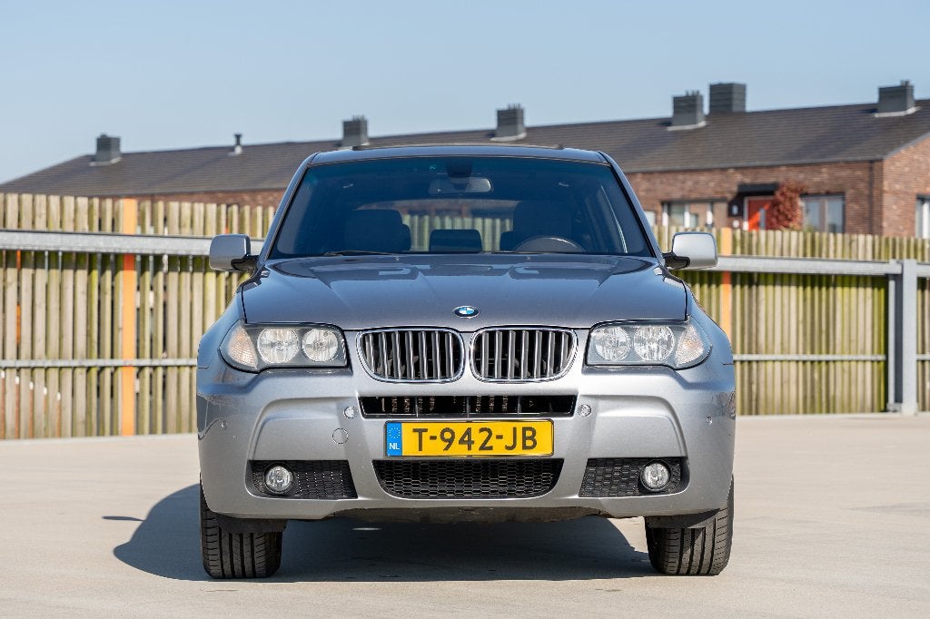 PUNTGAVE BMW X3 M-Sport 218PK Automaat Youngtimer, Automaat, 1730 kg, Zwart, 2497 cc