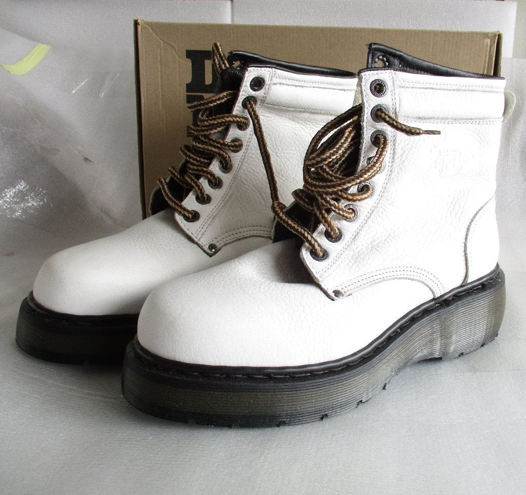 Dr martens vintage white comfort leather 8 eyelet collar, Kleding | Heren, Schoenen, Info@taurusvintage.nl, Wit, Boots, Nieuw