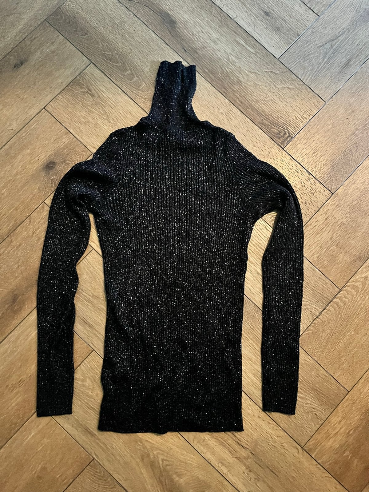 Zwarte HEMA koltrui met Glitter - Maat M, Kleding | Dames, Truien en Vesten, Ophalen of Verzenden, Zo goed als nieuw, Maat 38/40 (M)