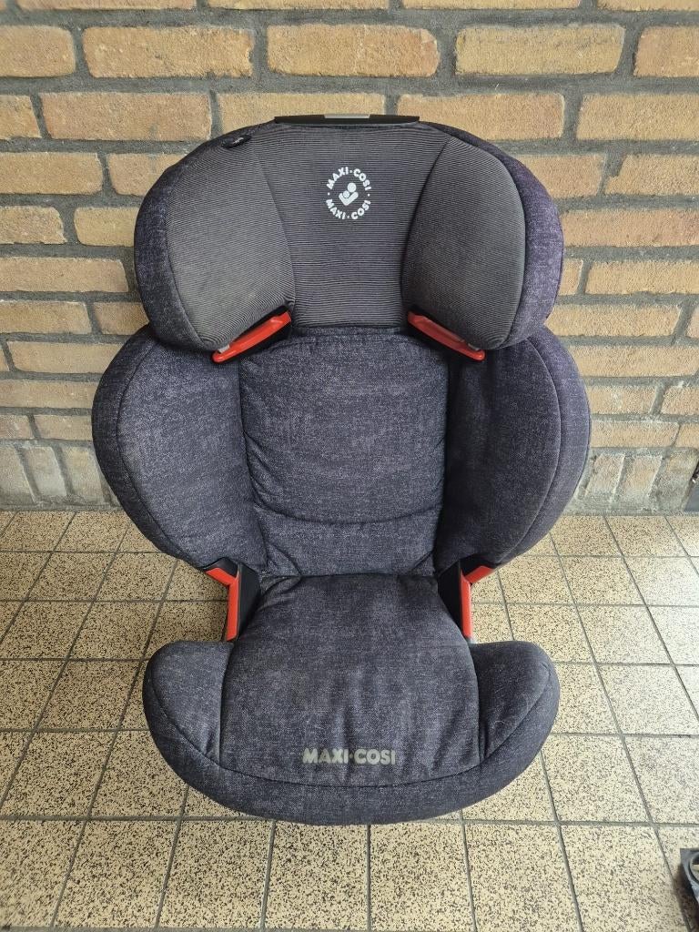 Autostoel, Kinderen en Baby's, Autostoeltjes, 15 t/m 36 kg, Ophalen, Overige merken, Gebruikt
