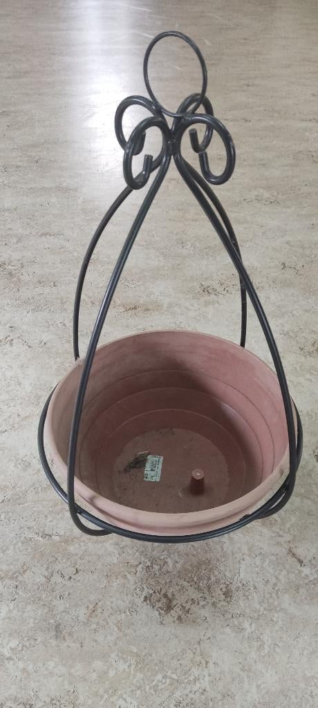 Decoratie hanger, Tuin en Terras, Bloempotten, Zo goed als nieuw, Metaal, Binnen, Balkon, Tuin, 70 cm of meer, 25 tot 40 cm, Rond