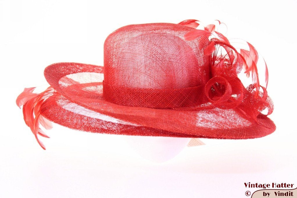 Dameshoed Art of Mook twobrims rood sisal met veren 54-55 XS, 55 cm (S, 6⅞ inch) of minder, Hoed, Art of Mook, Nieuw
