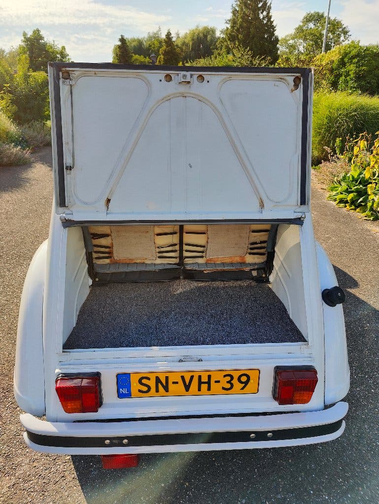 Citroën 2CV 0.6 Spécial 1989 | Perrier Limited Edition, foto 9