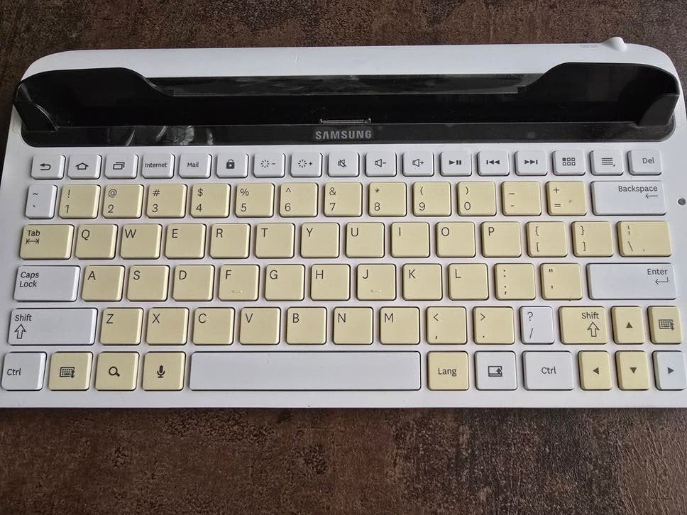 Originele Samsung Galaxy Tab Keyboard Dock (10.1 inch) –ZGAN, Ophalen of Verzenden, Zo goed als nieuw