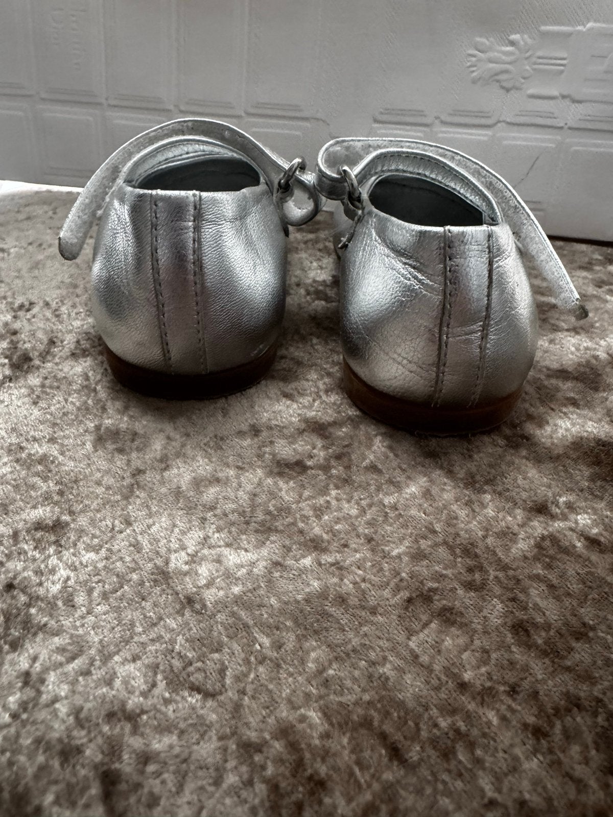 Dolce & Gabbana Kinderschoenen Maat 20 Zilver, Kinderen en Baby's, Kinderkleding | Schoenen en Sokken, Zo goed als nieuw, Schoenen
