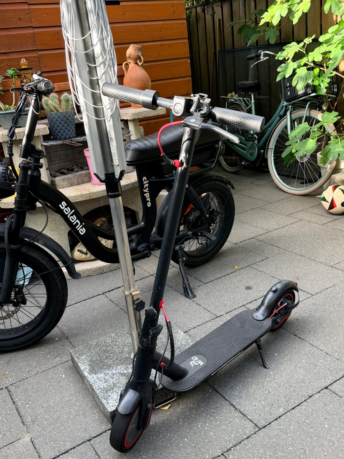 E-step, Fietsen en Brommers, Ophalen, Gebruikt, Elektrische step (E-scooter)