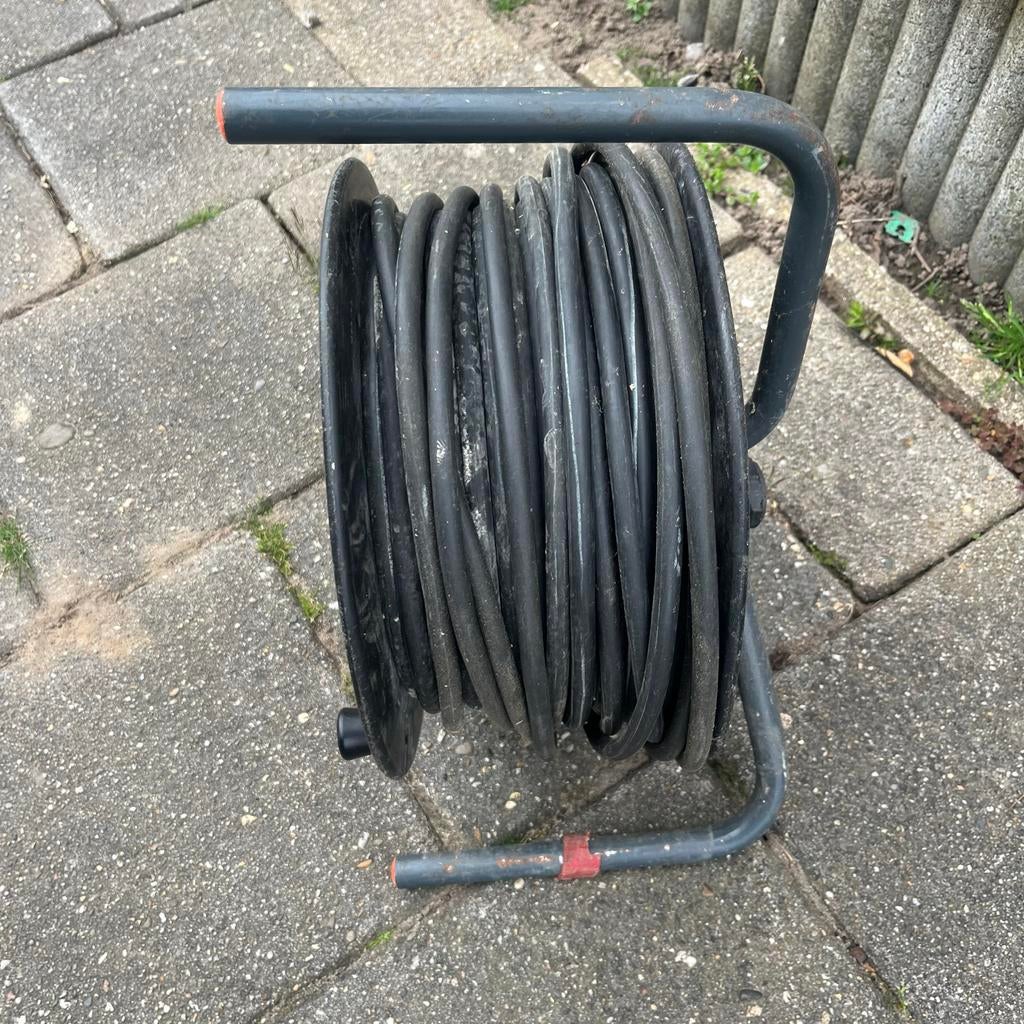 Robuuste verlengkabelhaspel  IP44, Ophalen of Verzenden, Gebruikt, Kabel of Snoer