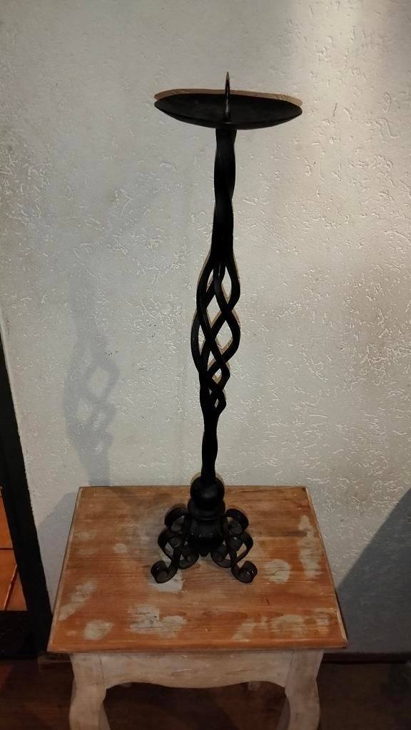 Degelijke grote massieve brocante ijzeren kandelaar, Ophalen of Verzenden