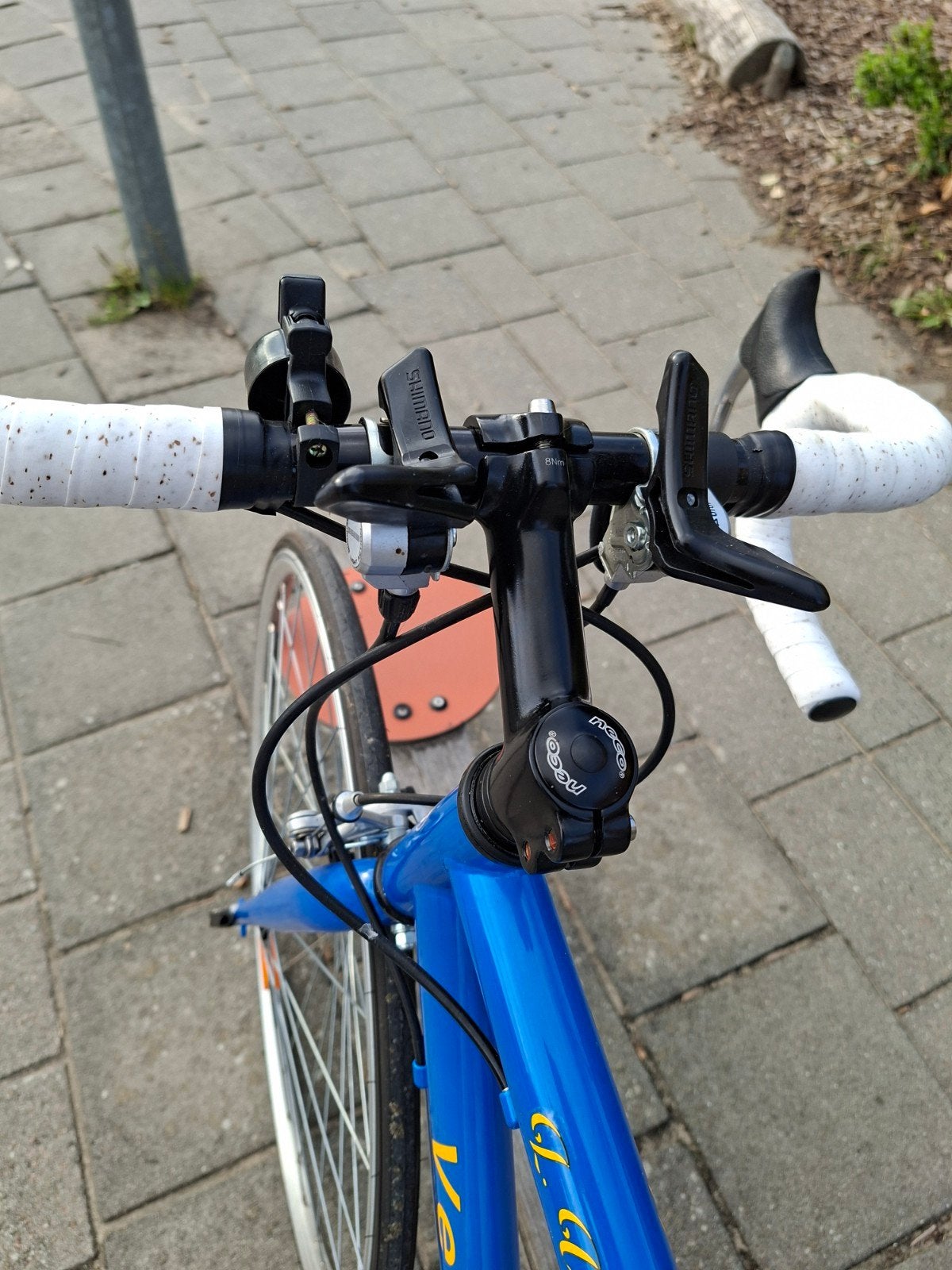 Blauwe racefiets met Shimano versnellingen, 28 inch, 10 tot 15 versnellingen, Velgrem, Aluminium