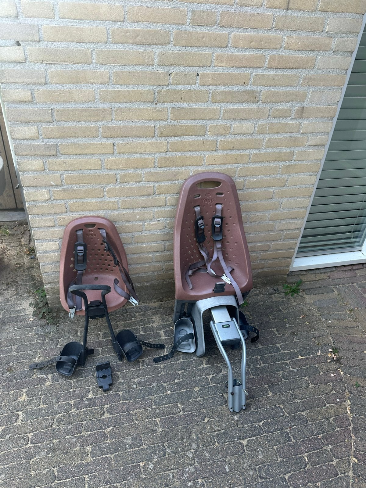 Yepp Fietsstoeltjes: Voor- en Achterzitje (Gebruikt), Fietsen en Brommers, Fietsaccessoires | Fietsstoeltjes, Ophalen, Gebruikt