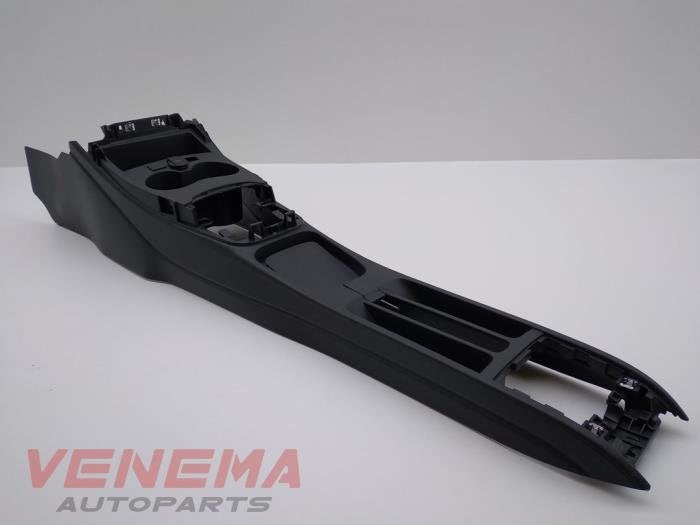 Middenconsoles van een Volkswagen Polo, Gebruikt, -, Volkswagen, -