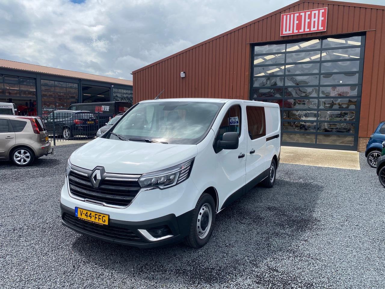 Renault Trafic NIEUW 2.0DCI 150PK L2H1 DC BPM VRIJ, Auto's, Bestelauto's, 12 maanden, Stof, Gebruikt, Euro 6