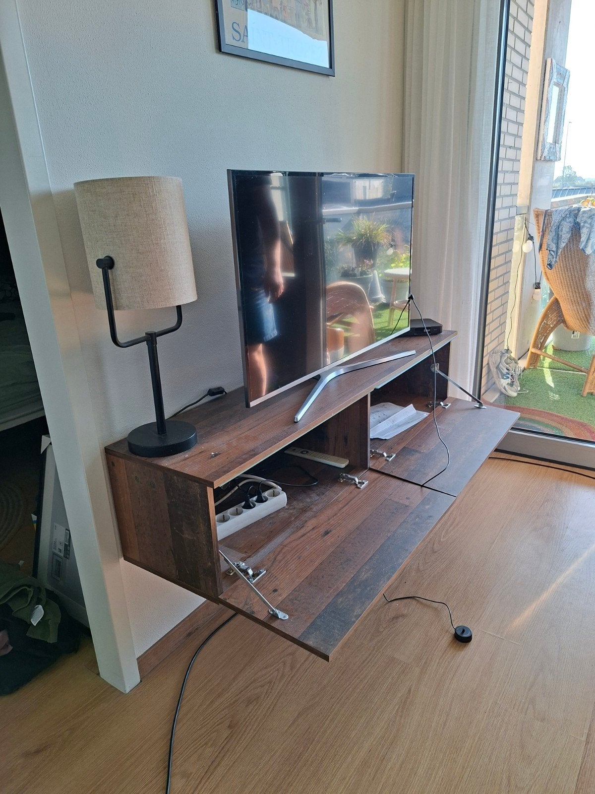 Zwevende tv-kast (muurbevestiging) - 140x33x32 cm, Huis en Inrichting, Ophalen, Gebruikt, 100 tot 150 cm, Minder dan 100 cm