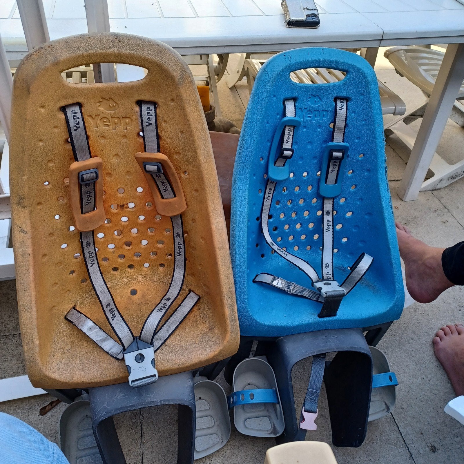 2x yepp achterstoeltje/achterzitje  15€ en 17,50€, Fietsen en Brommers, Fietsaccessoires | Fietsstoeltjes, Ophalen, Gebruikt