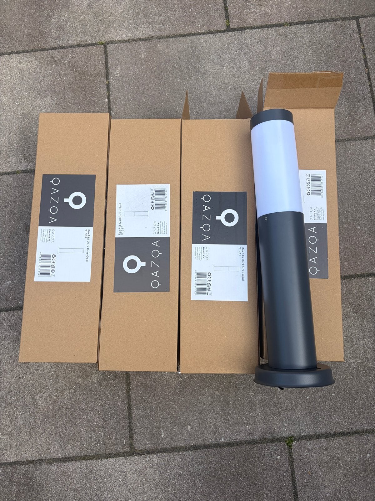 4x Qazqa Buitenverlichting Donkergrijs - Nieuw in Verpakking, Overige materialen, Minder dan 50 watt, Staande lamp, Nieuw
