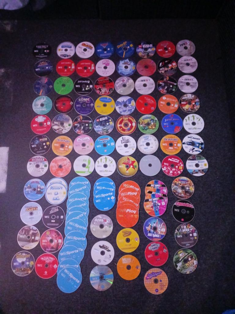 Partij defecte wii spellen 90 stuks hele partij € 200, Gebruikt, Overige genres, 1 speler, Ophalen of Verzenden