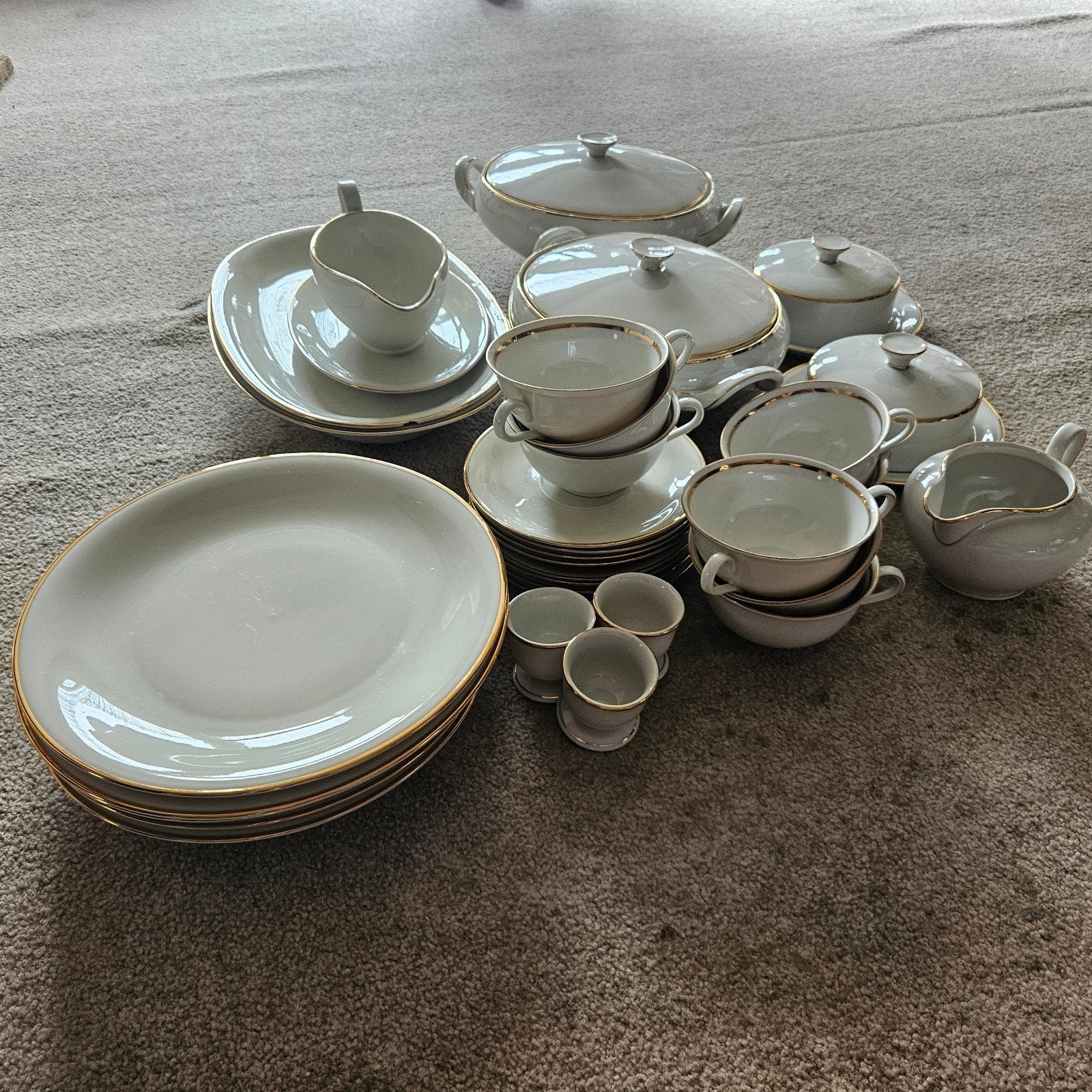Bavaria Elfengbein Porzellan Incompleet Servies met Gouden R, Ophalen