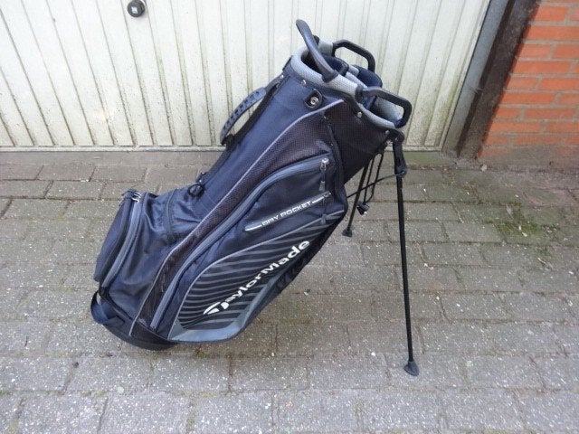 golf tas met een paar schoenen, Sport en Fitness, Golf, Ophalen, Gebruikt, Tas