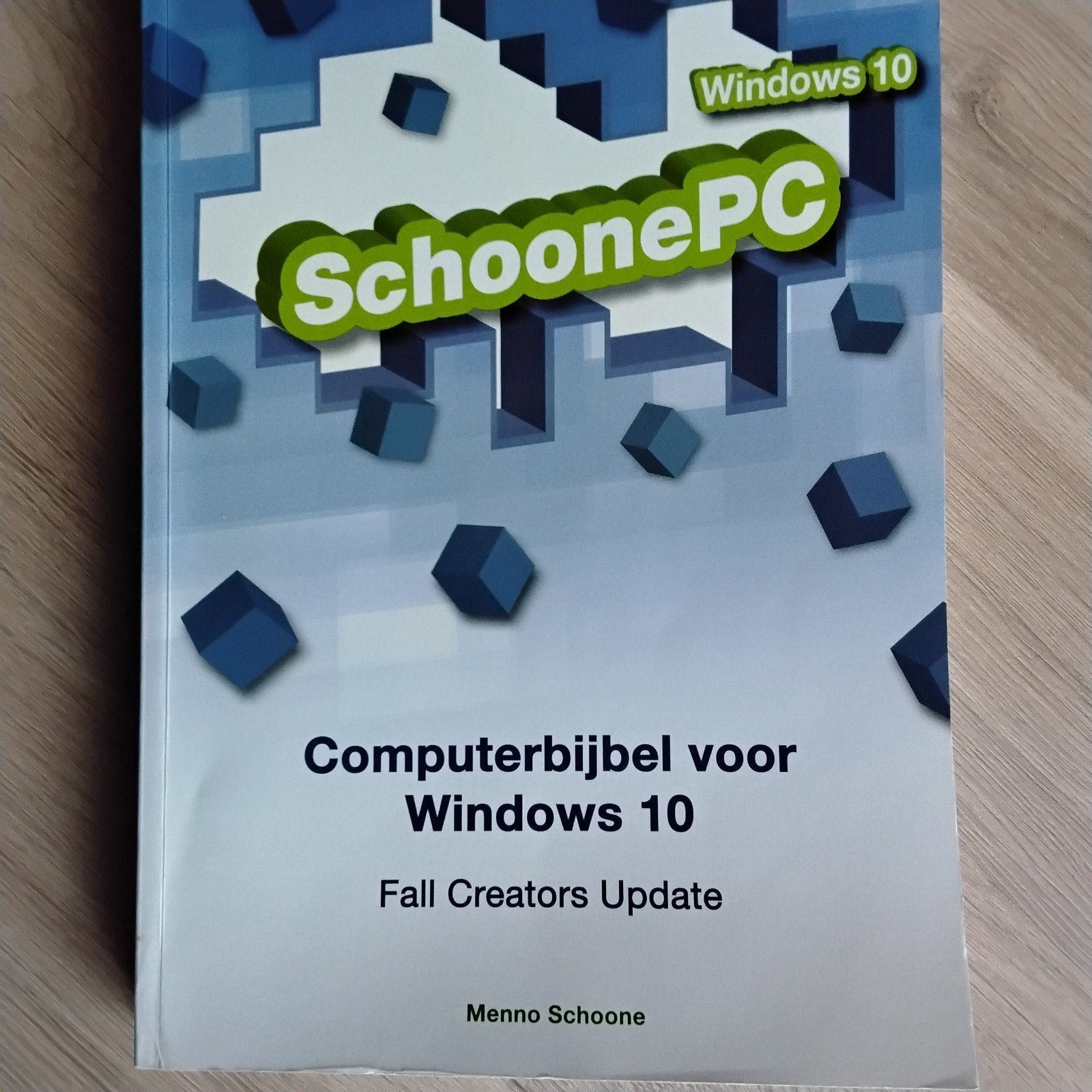 Computerbijbel voor Windows 10 - Schone PC Handleiding, Boeken, Informatica en Computer, Ophalen of Verzenden, Zo goed als nieuw