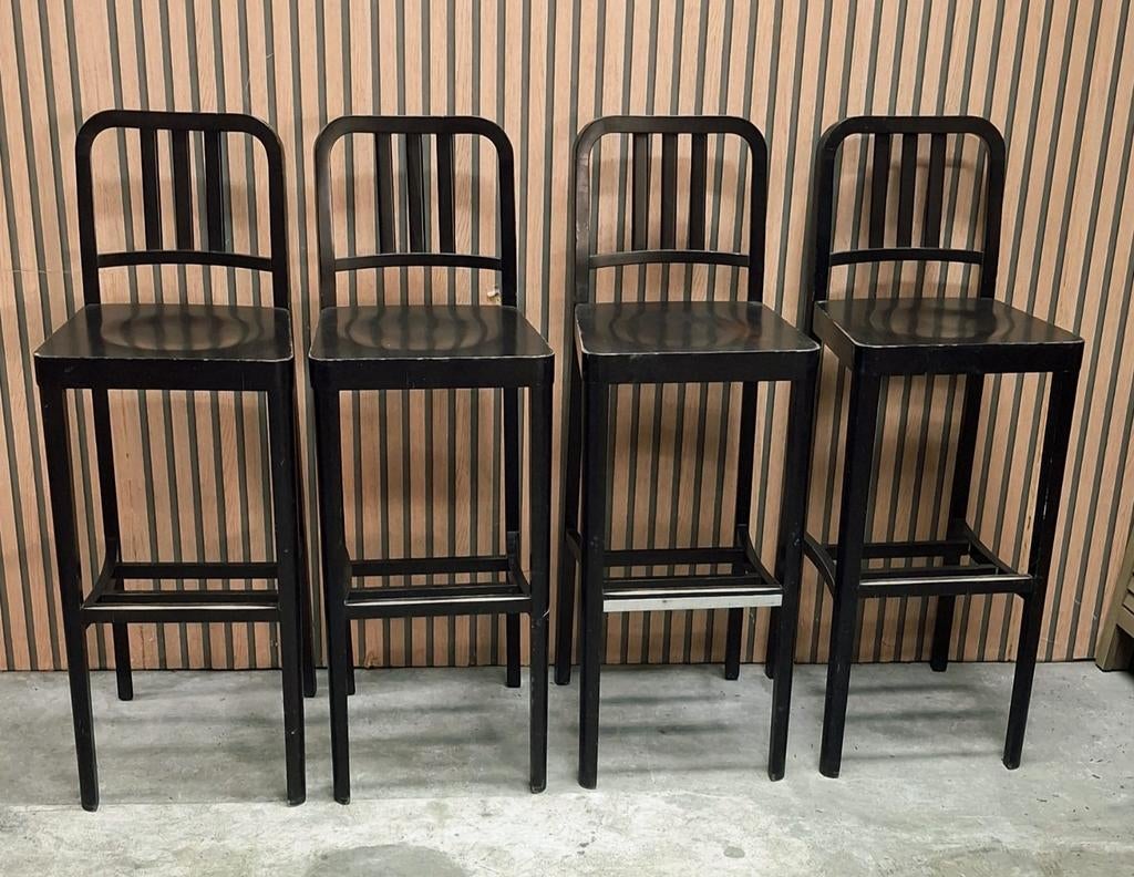 Nog 2 x Billiani barkrukken hout bar krukken barstoelen, 5 krukken of meer, 60 tot 90 cm, Ophalen of Verzenden, Zo goed als nieuw