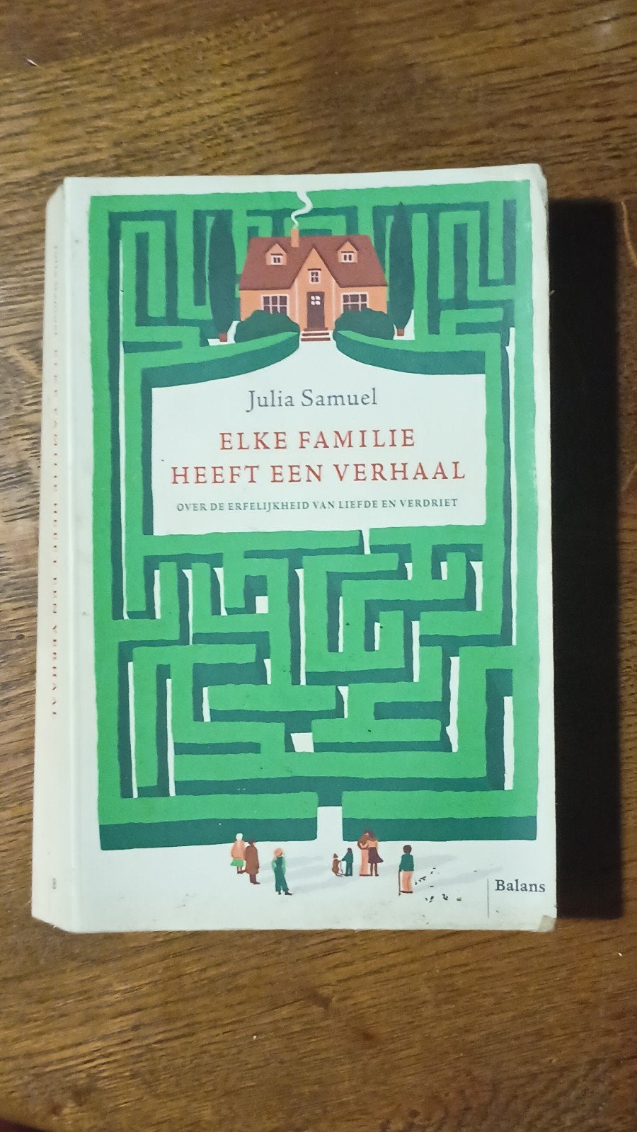 Elke Familie Heeft Een Verhaal - Julia Samuel, Ophalen of Verzenden, Gelezen, Julia Samuel, Nederland
