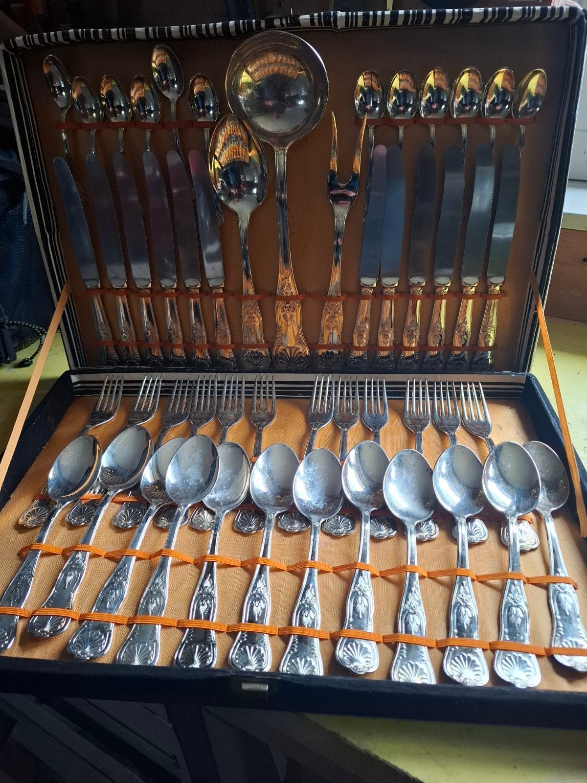 Vintage verzilverd bestekset in koffer, Antiek en Kunst, Ophalen