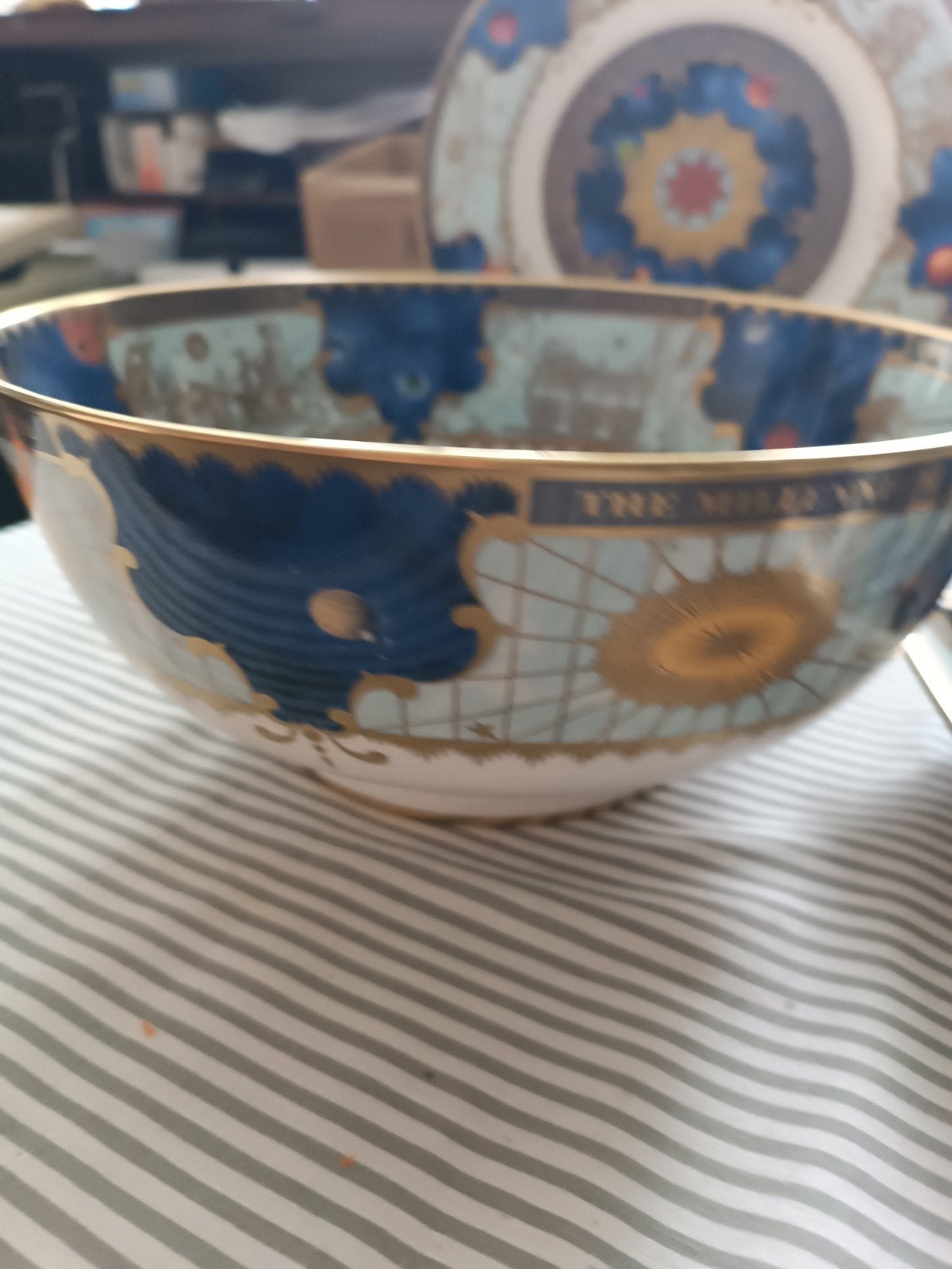 Millenium Royal Worcester serviesdelen, Ophalen