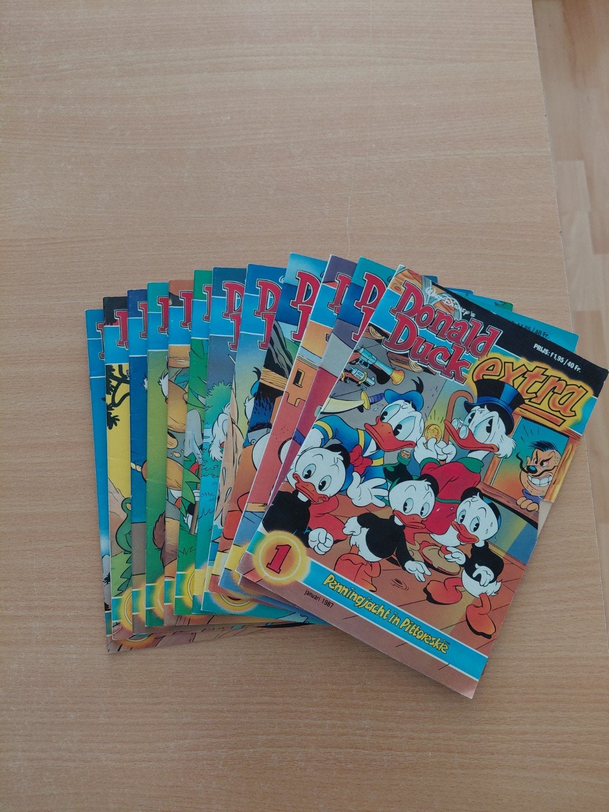 Complete jaargang 1987 en 1988 Donald Duck extra., Boeken, Stripboeken, Complete serie of reeks, Ophalen of Verzenden, Gelezen