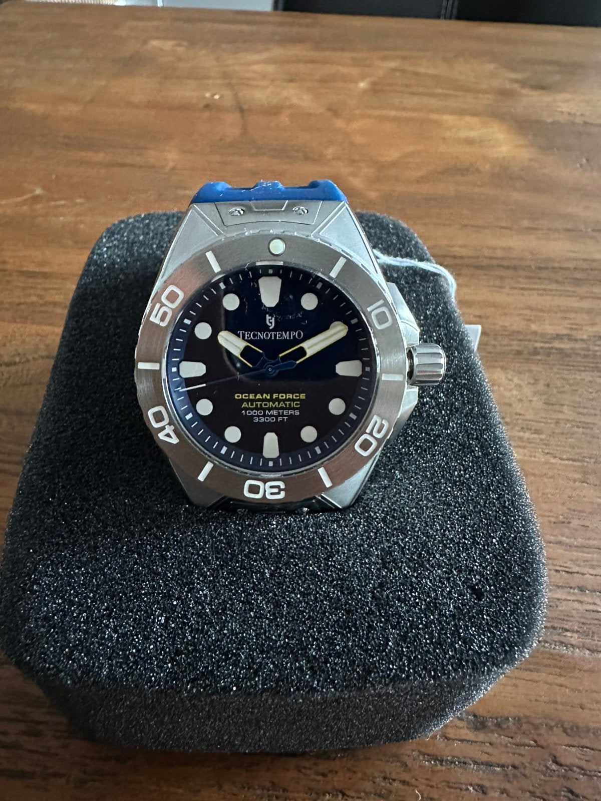Foto 2 van Tecnotempo Ocean Force autom. Seiko Nh35