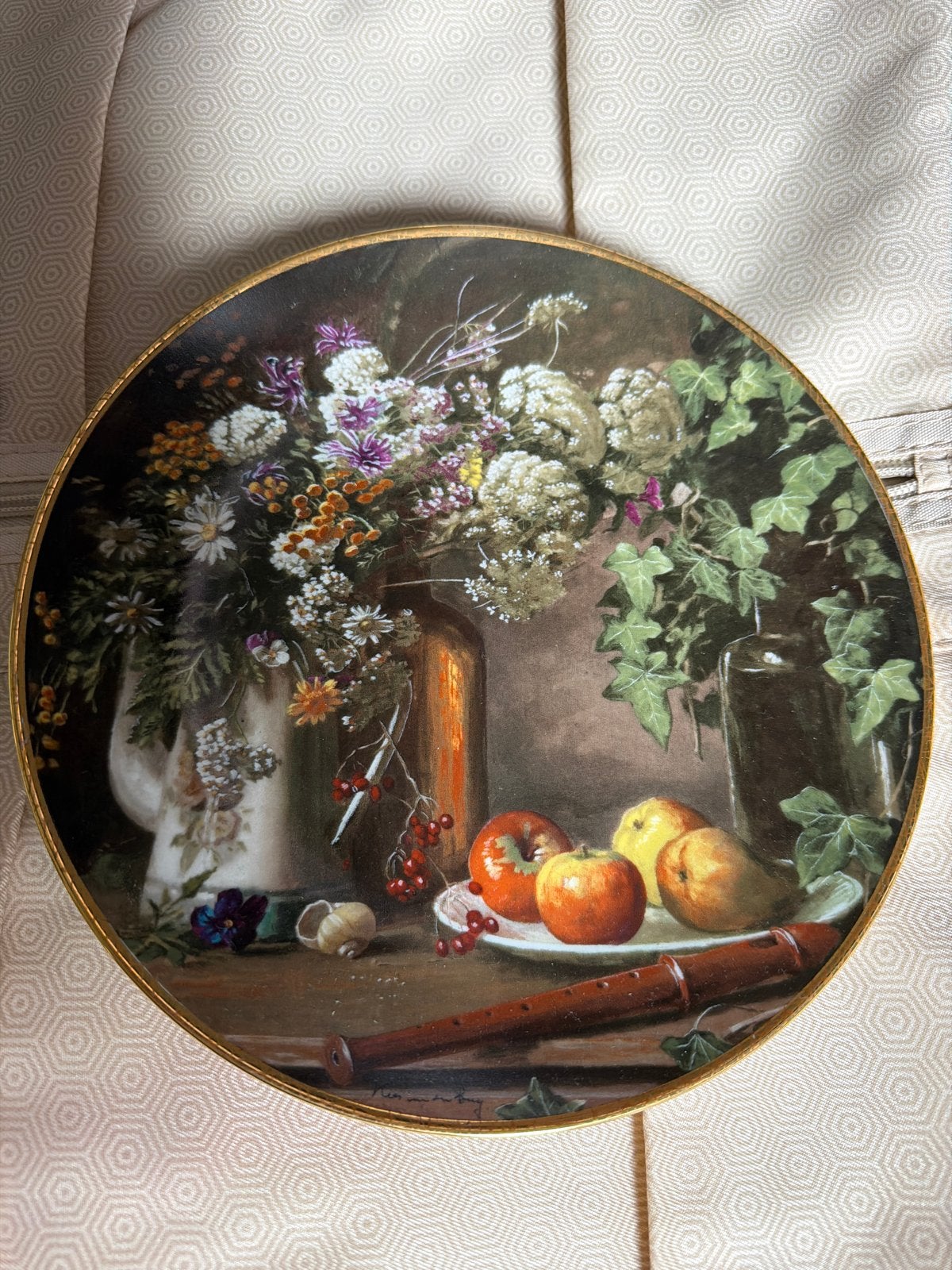 Kees van den Berg - Stilleven met Veldbloemen bord, Antiek en Kunst, Ophalen of Verzenden