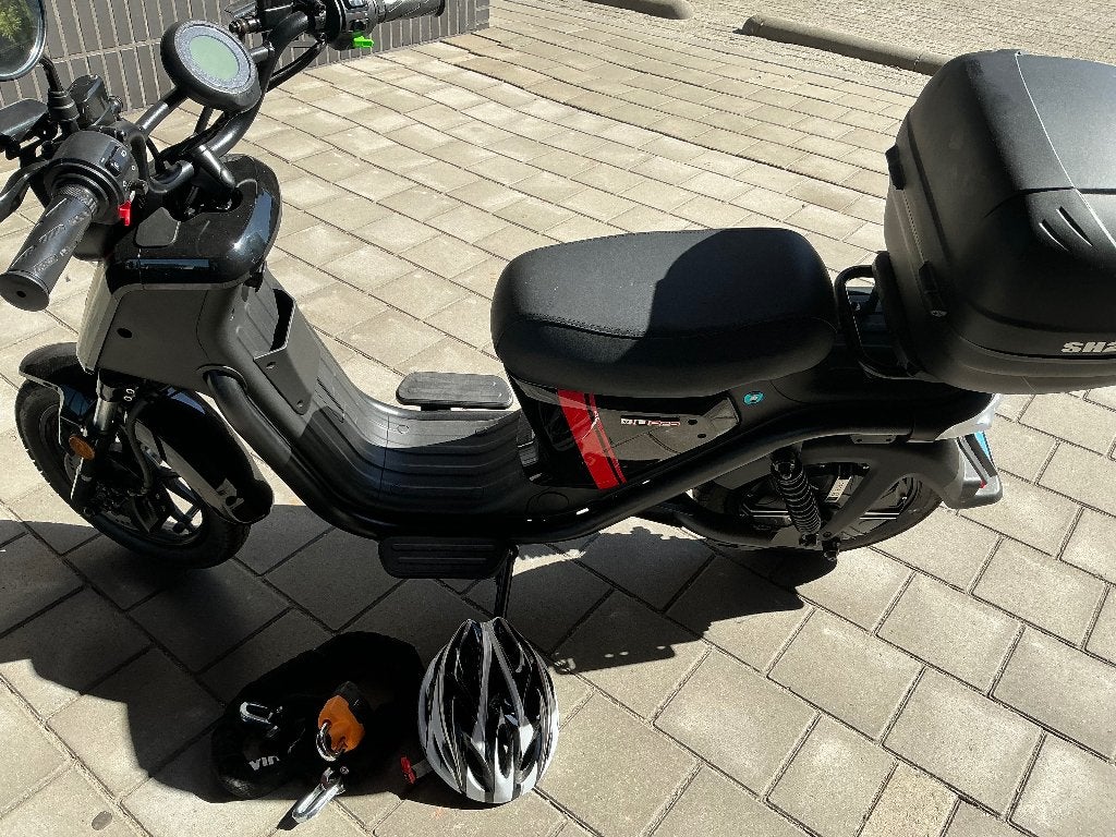 Nui uqi1 elektrische scooter 25 km/u zo goed als nieuw, Ophalen, Overige modellen, Elektrisch, Nieuw