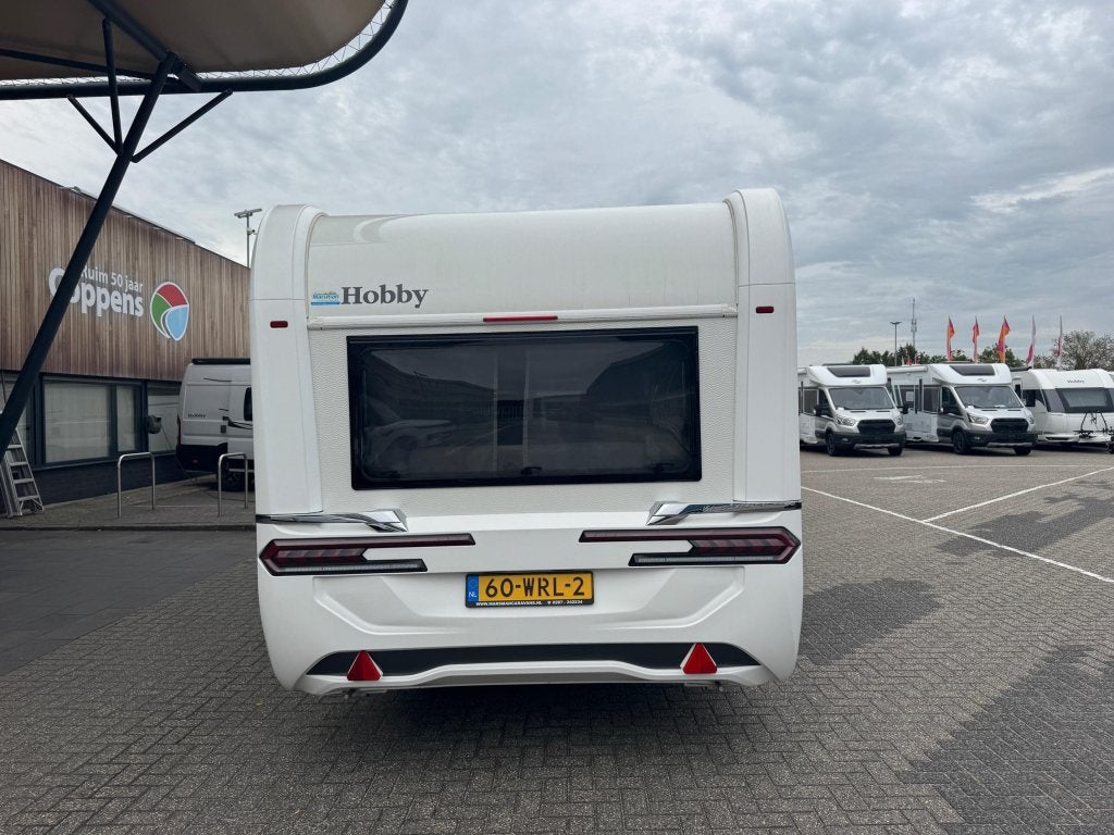 Hobby Excellent Edition 460 UFE 2025 MOVER + 1500 KG!!!, Caravans en Kamperen, Standaardzit, Bedrijf, 5 tot 6 meter, Tot en met 4