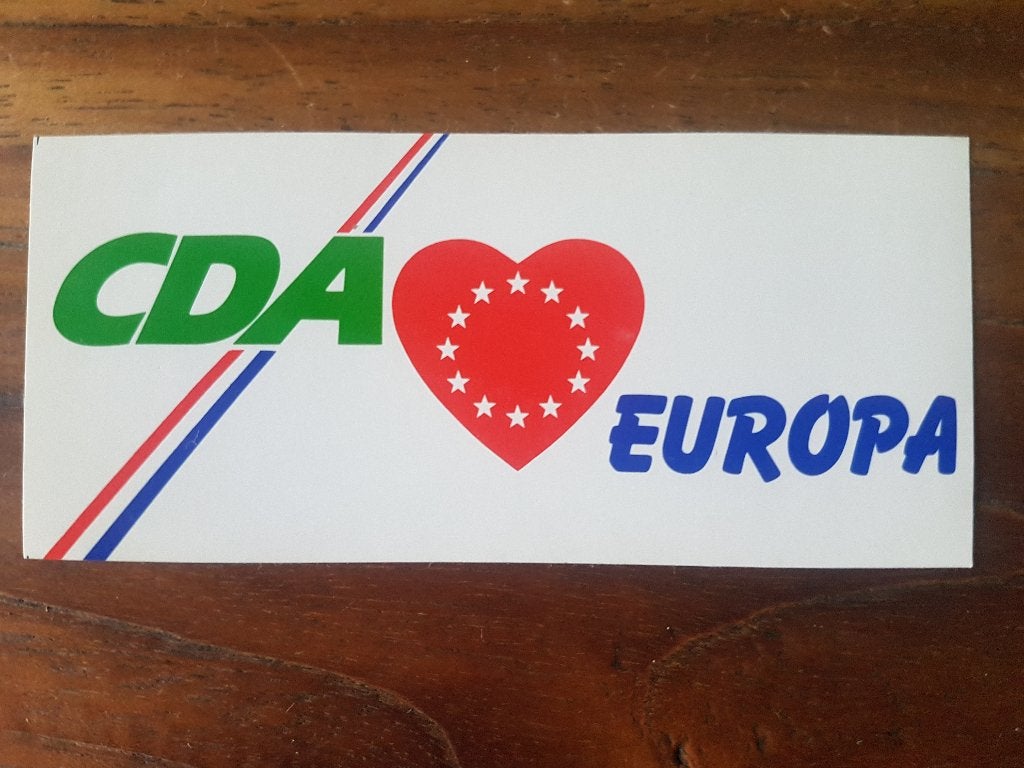 Politieke sticker CDA loves Europa, Ophalen of Verzenden, Zo goed als nieuw