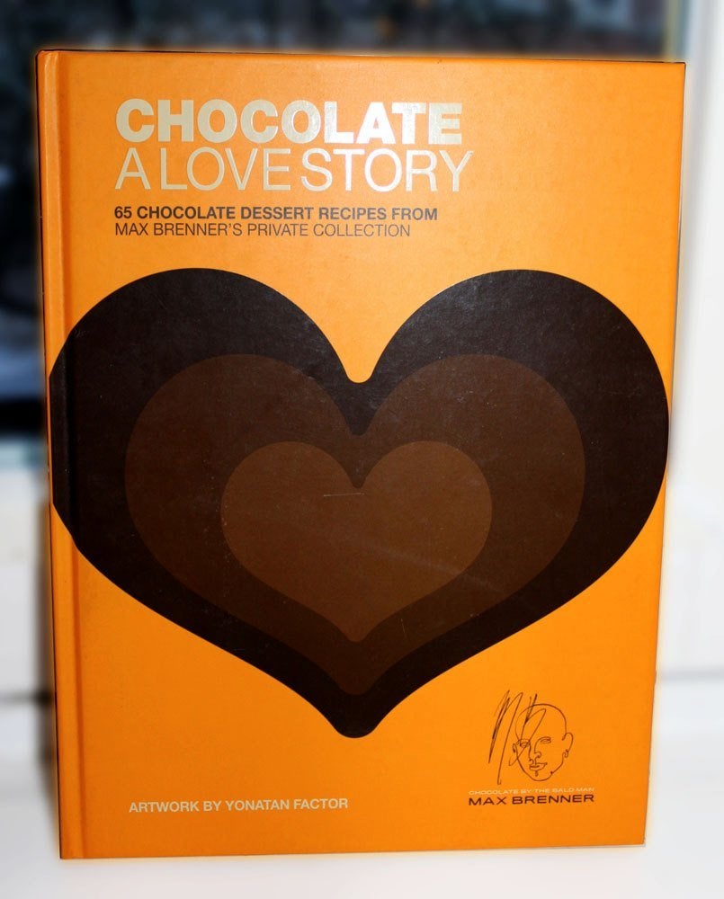 Chocolate: A Love Story - Max Brenner, Ophalen of Verzenden, Zo goed als nieuw, Max Brenner, Taart, Gebak en Desserts