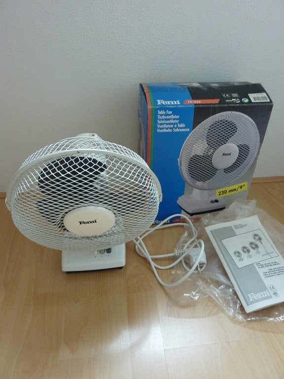 ventilator tafelventilator tafel bureau zwenkbaar knikbaar, Ophalen, Zo goed als nieuw, Tafelventilator
