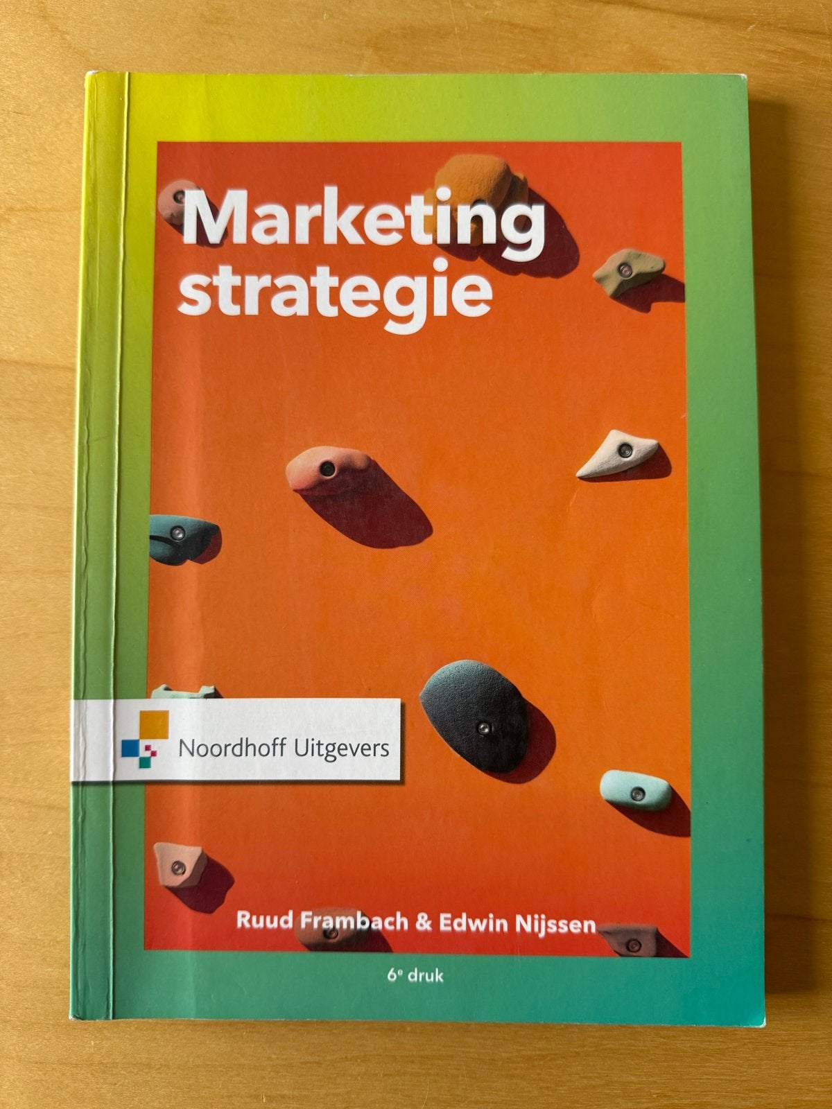 Marketing Strategie - Ruud Frambach & Edwin Nijssen, Boeken, Ophalen of Verzenden, Gamma, Zo goed als nieuw, HBO