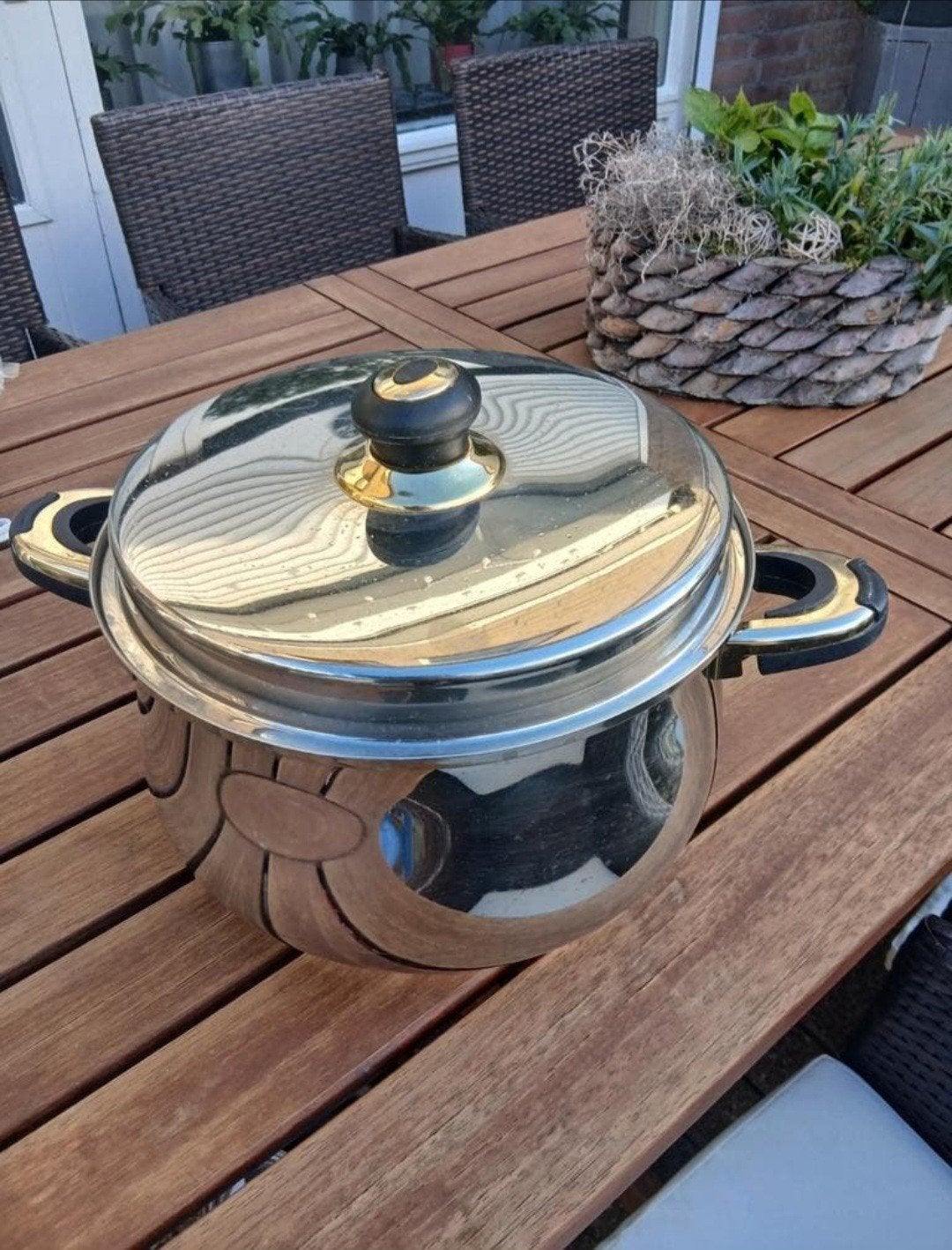 Grote kookpan 8 liter, Huis en Inrichting, Keuken | Potten en Pannen, Ophalen of Verzenden, Zo goed als nieuw, Rvs