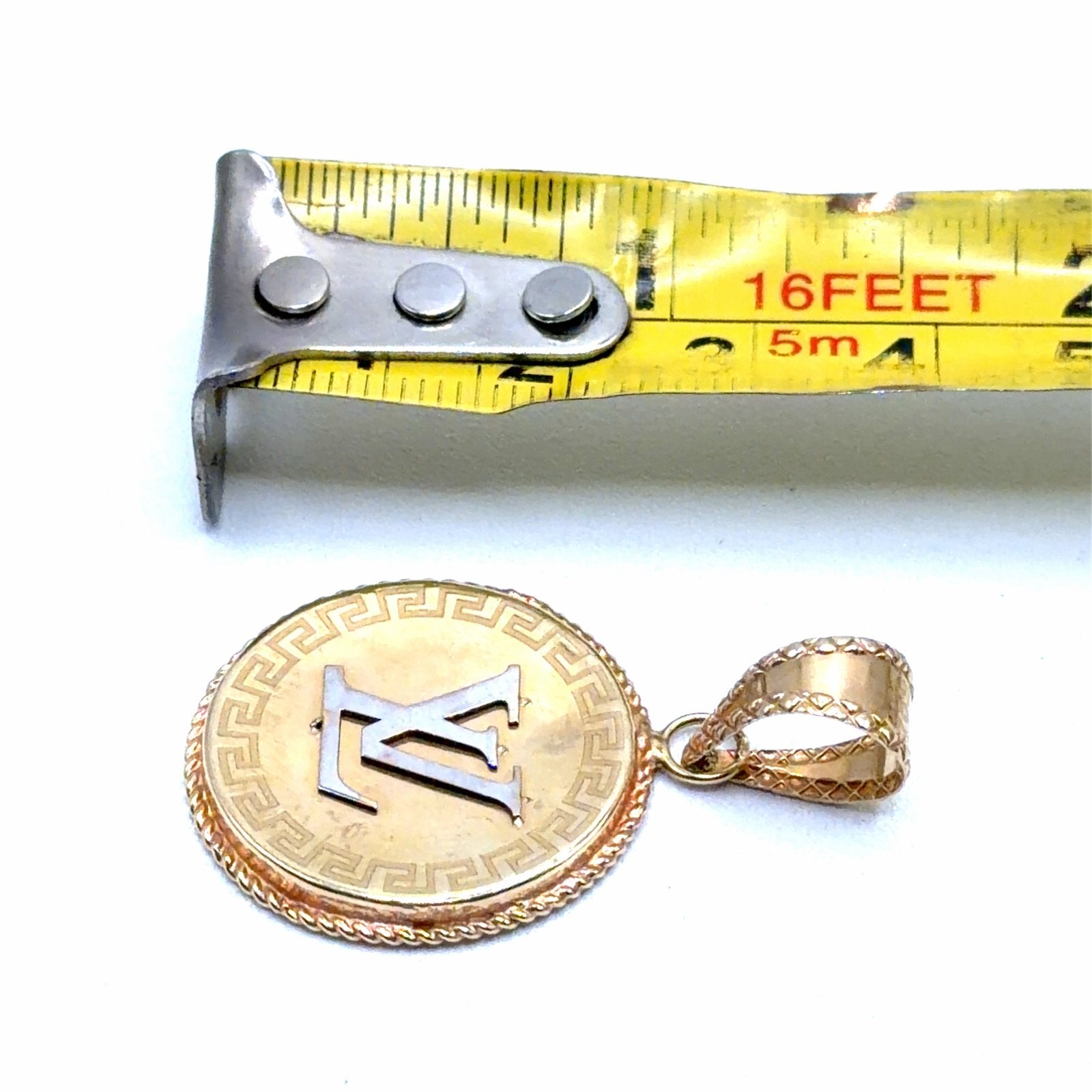 Gouden Louis Vuitton Medaillon Hanger, Overige voorstellingen, W, Nieuw, Ophalen of Verzenden