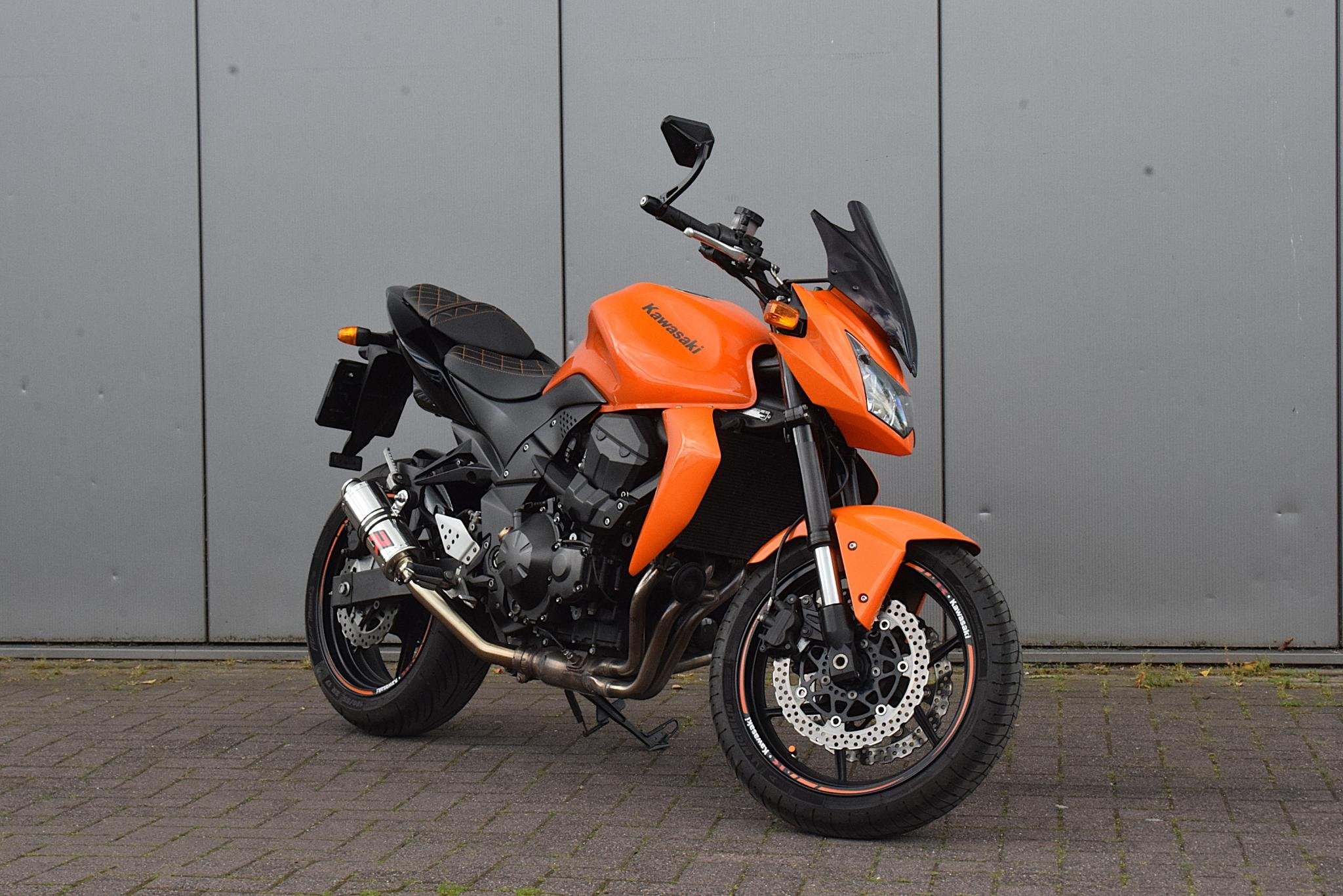 Kawasaki Z 750 Z750 | Dominator | Bar- end mirrors | Kuiprui, Sportuitlaat, Bedrijf, Info@kawasaki.nl, Meer dan 35 kW