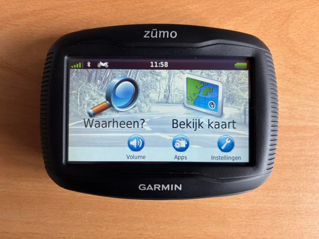 Zumo 390LM inclusief alle motor en auto montage benodigheden, Motoren, Accessoires | Navigatiesystemen, Ophalen of Verzenden, Zo goed als nieuw