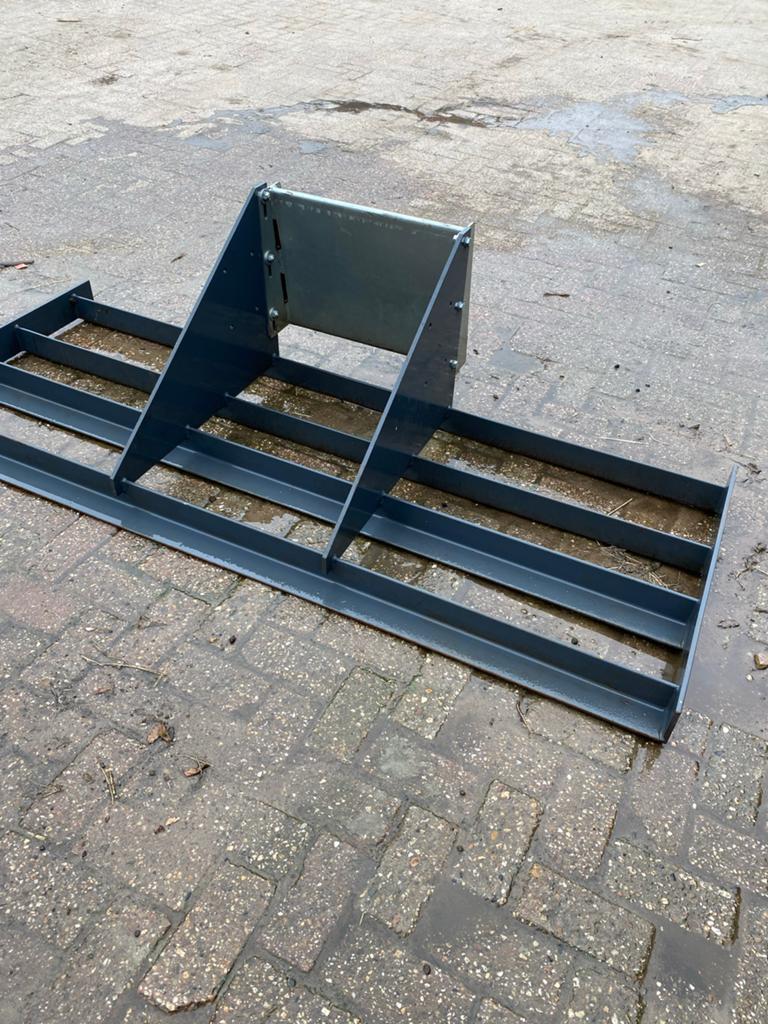 Diverse hulpstukken voor Knikmops 130, Ophalen, Nieuw, Voor, Spatbord