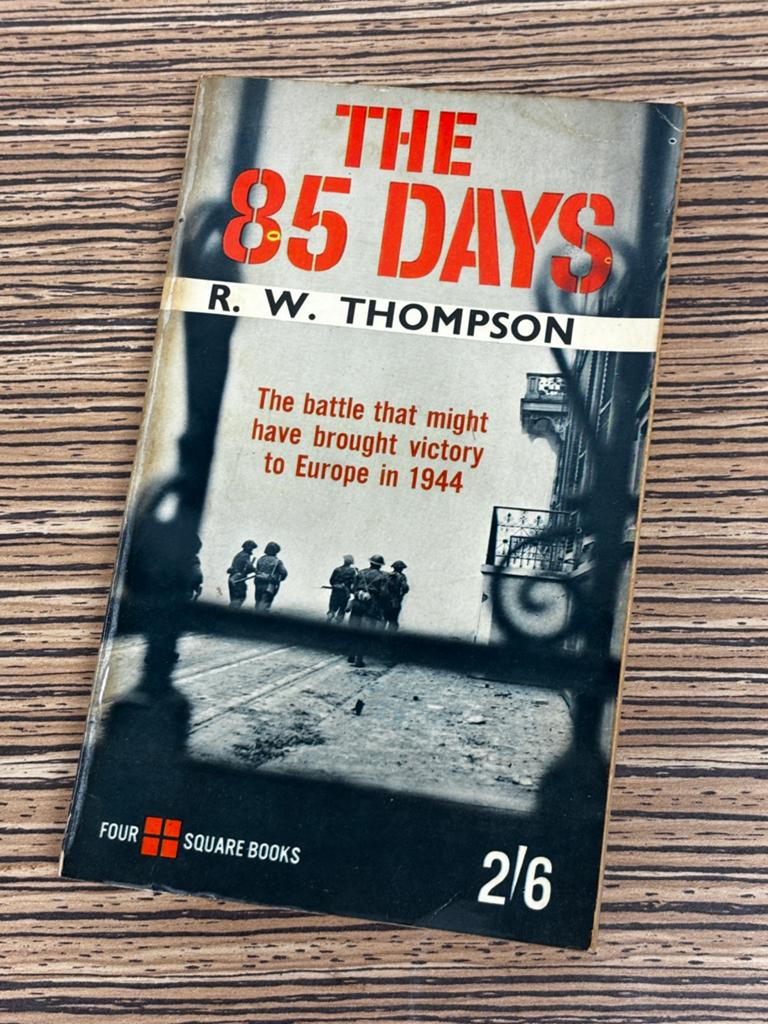The 85 days, Ophalen of Verzenden, Tweede Wereldoorlog, Zo goed als nieuw, Luchtmacht
