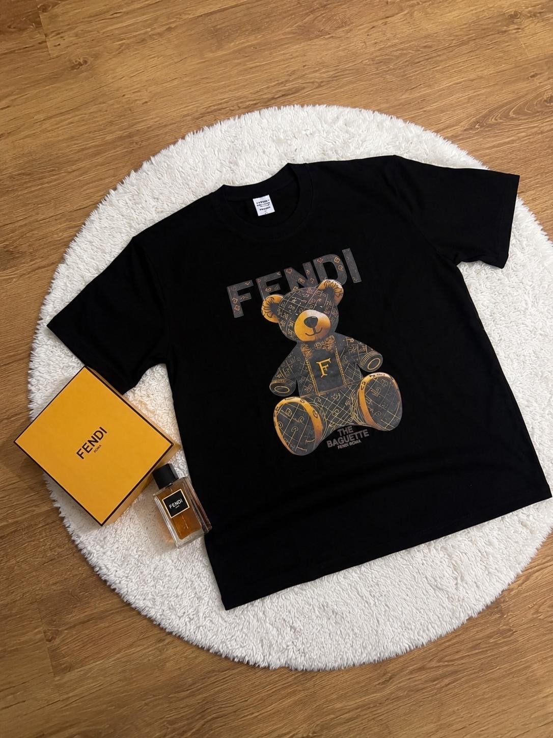 Stijlvol T-shirt met opdruk van paard, Ophalen of Verzenden, Nieuw, Overige maten, Wit