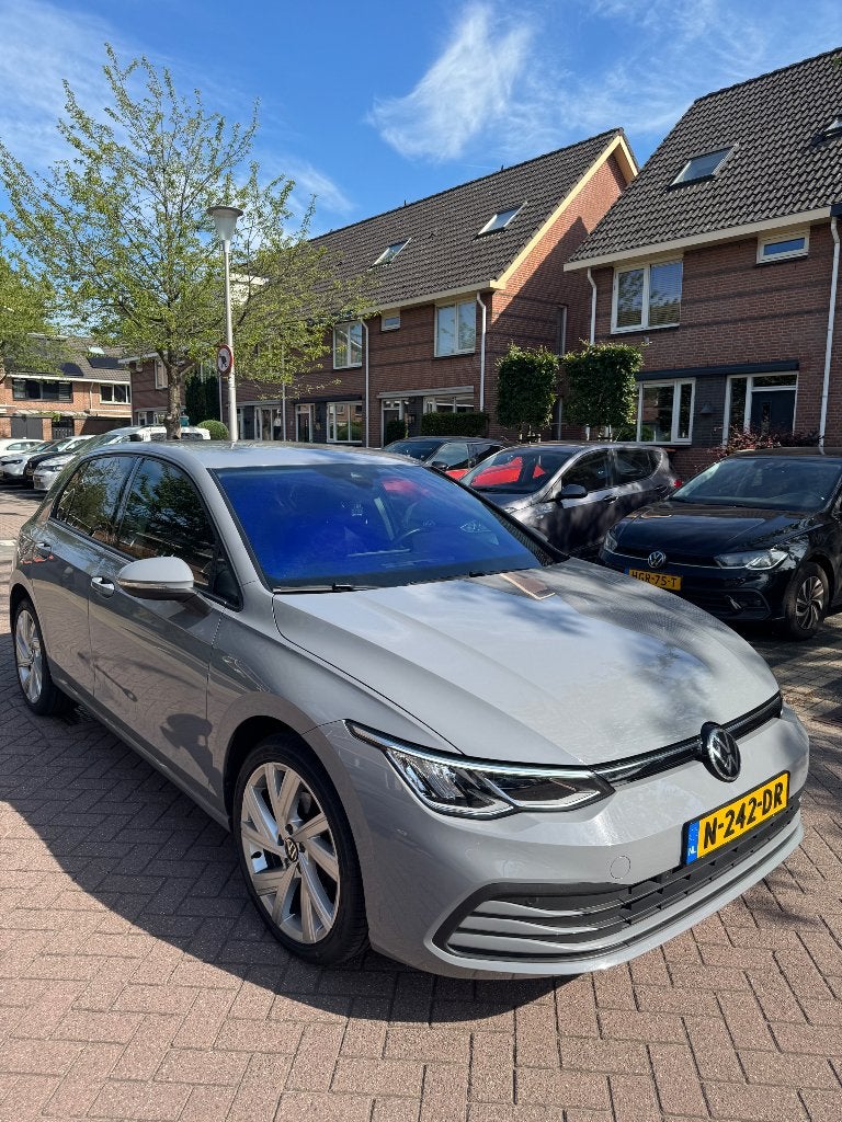 Volkswagen Golf 1.5 TSI 130pk 2020 Grijs, Auto's, Volkswagen, Voorwielaandrijving, 1498 cc, 4 cilinders, 57 €/maand