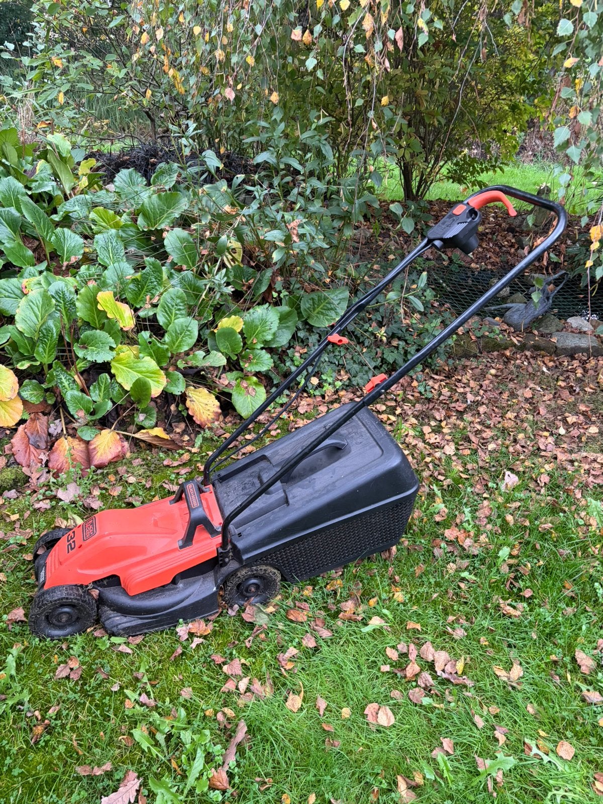 Black & Decker elektrische grasmaaier, Ophalen, Gebruikt, Elektrische grasmaaier, Opvangbak