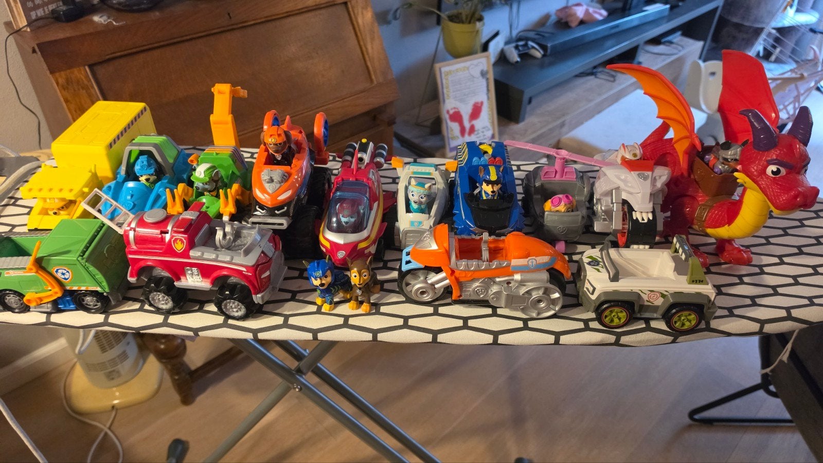 Paw Patrol Voertuigen & Draak met Figuren - Grote Set, Kinderen en Baby's, Ophalen of Verzenden, Gebruikt