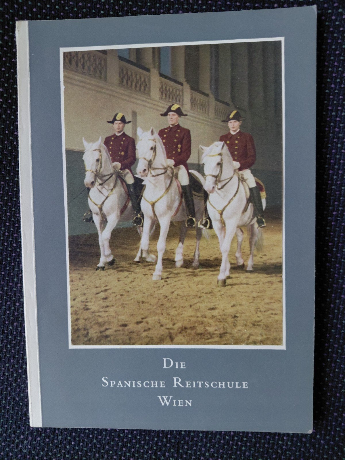 Die Spanische Reitschule Wien - Boek uit 1961, Ophalen of Verzenden, Gelezen, Hofprat Oberst D. A. Podhajsky