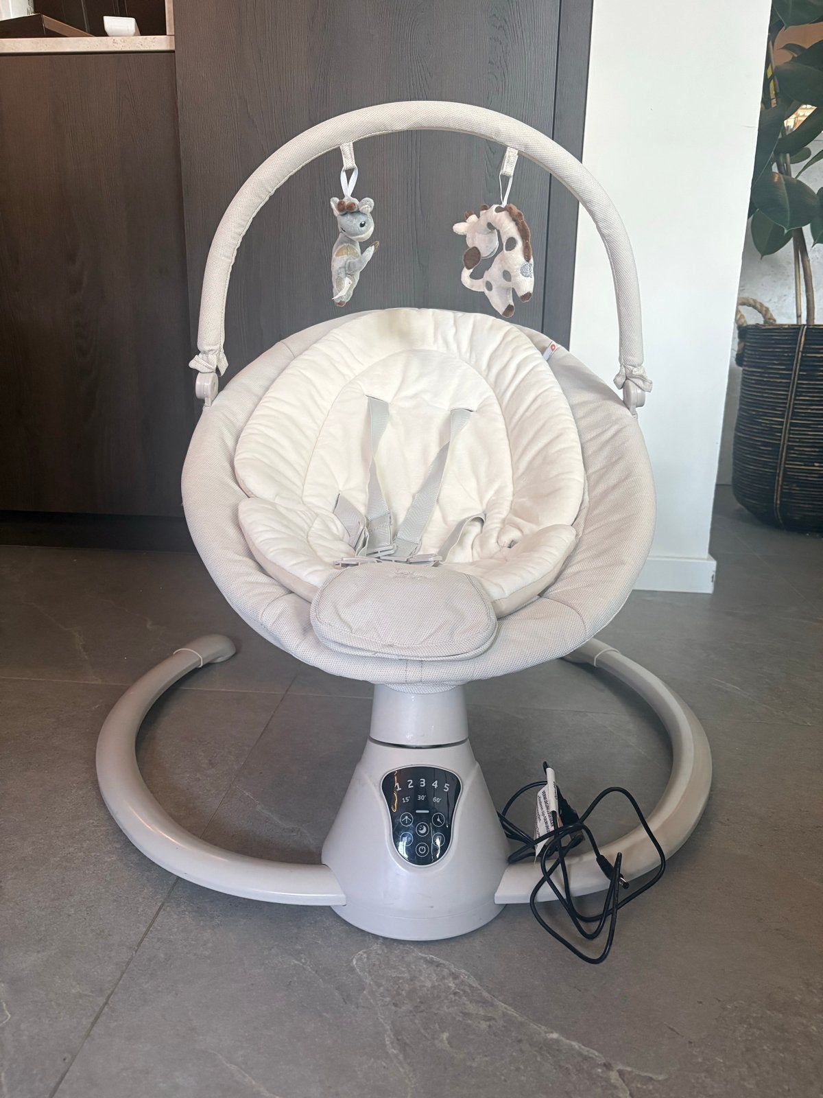 Qute q-rocker baby wipstoel Verstelbare Standen, Kinderen en Baby's, Wipstoeltjes, Wipstoel, Ophalen, Overige merken, Met gordel(s) of riempje(s)